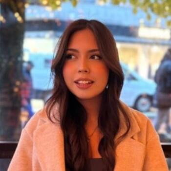 Babysitter in Huddinge: Agnes