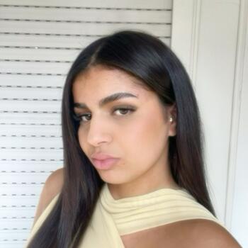 Babysitter Nice: Sirine