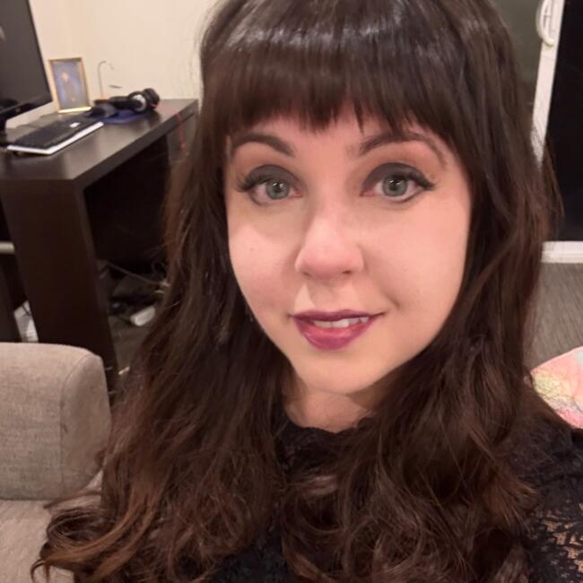 Baby-sitter in Nanaimo: Veronica