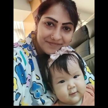 Babysitter Singapore: Shoda