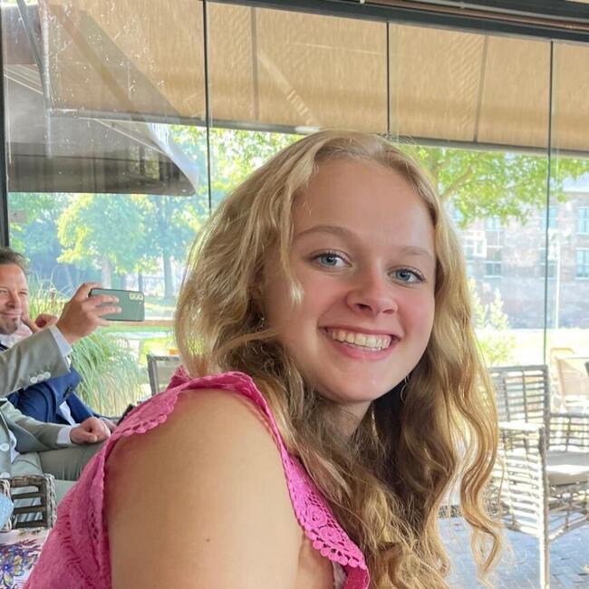 Babysitter in Houten: Lucia