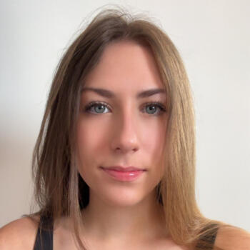 Babysitter Les Essarts-le-Roi: Lucile