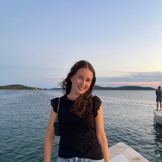 Babysitter in Stuttgart: Nika