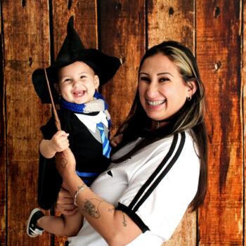 Δουλειά για babysitter στην περιοχή Κουριτίμπα: δουλειά φύλαξης παιδιών Caroline