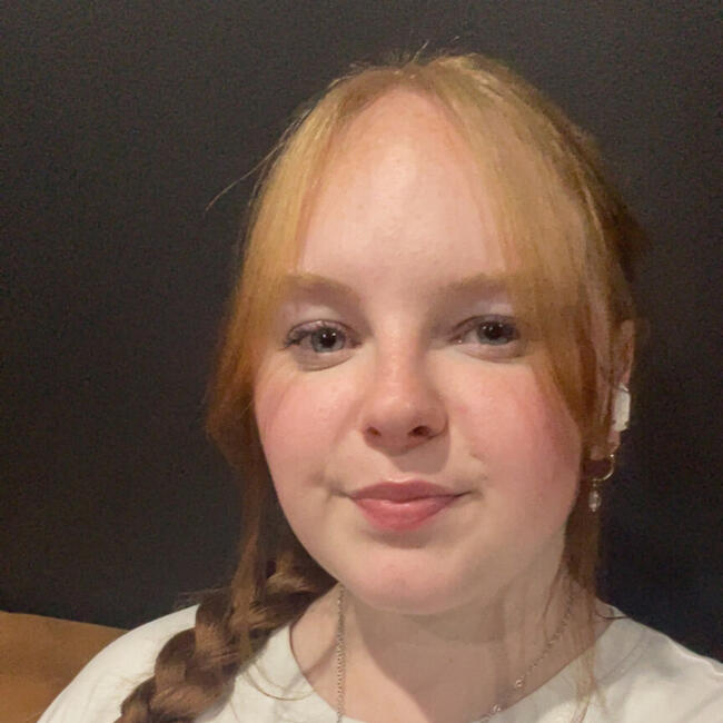 Babysitter in Maitland: Bethani