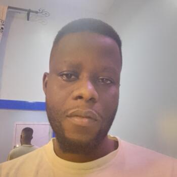 Babysitter in Magboro: Timileyin