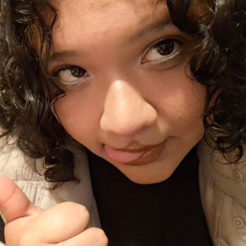 Canguro en Madrid: LEONELA