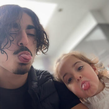 Babysitter in La Louvière: Elizio