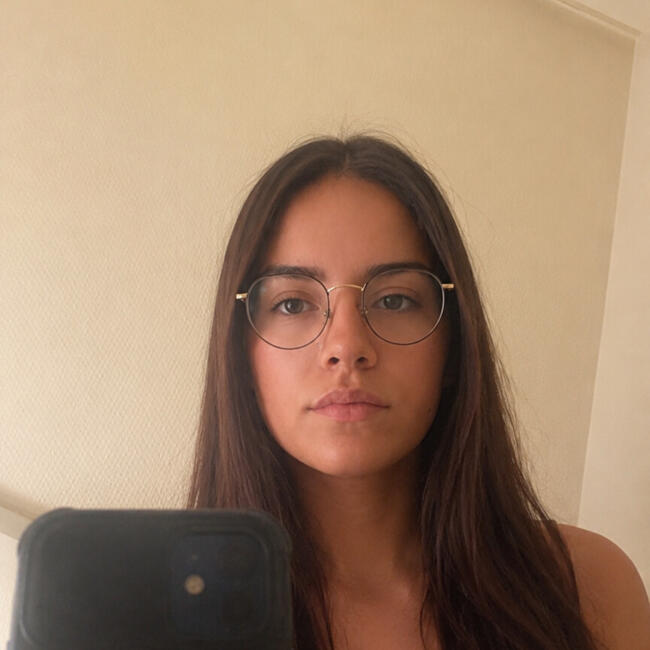 Babysitter in Colomiers: Louna