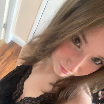 Babysitter in Falkirk: Rebecca