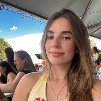 Babysitter Joaçaba: Lilly