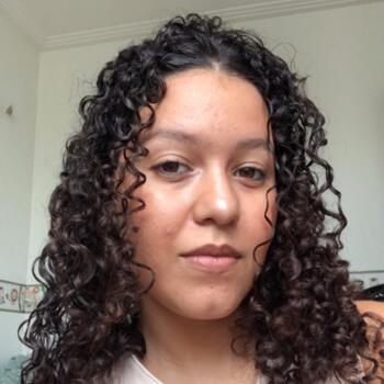 Babá em Fortaleza: Livia