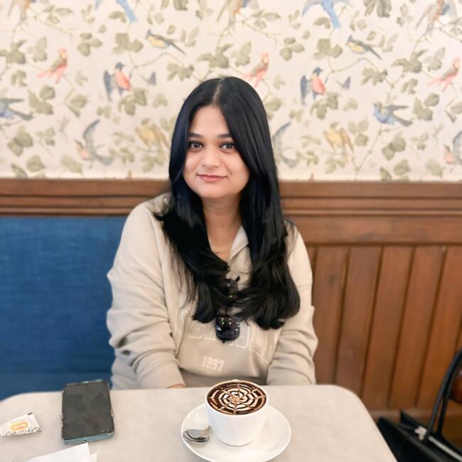 हैदराबाद में बेबीसिटिंग की नौकरी: Shivika