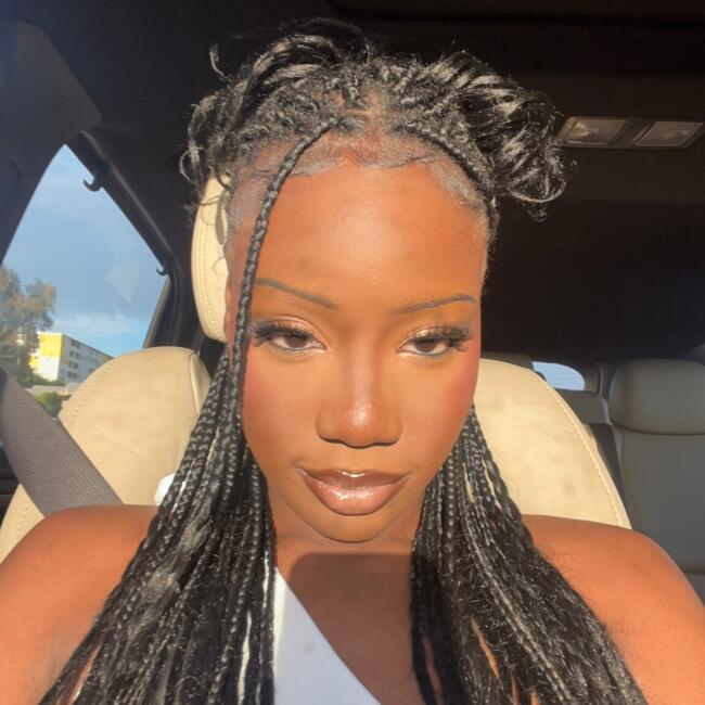 Babysitter in Perth: Vanessa