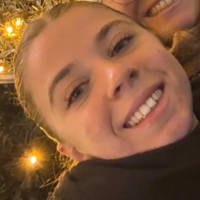 Babysitter in Toulouse: Elisa