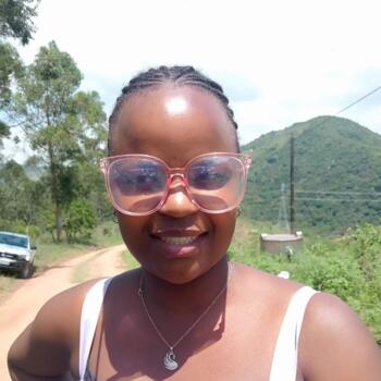 Nanny in Durban: NOMZAMO