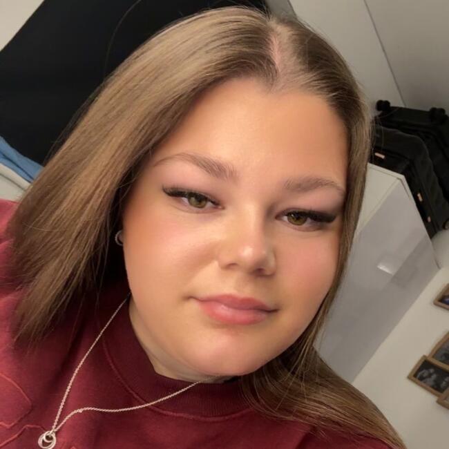 Babysitter in Cambridge: Lois