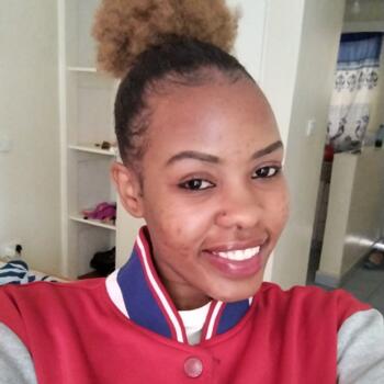 Babysitter in Ongata Rongai: Fridah