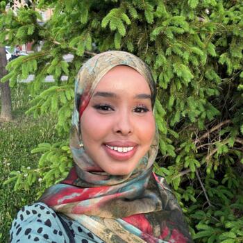 Niñera en Mississauga: Aishae
