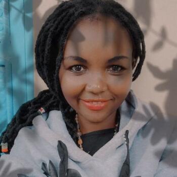 Childminder job in Dresden: babysitting job Evyette