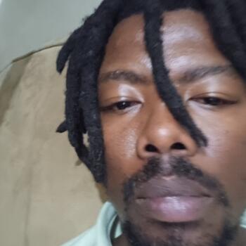 Babysitting job in Randburg: babysitting job Kerapetse