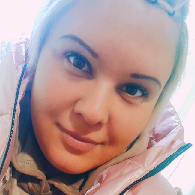 Babysitter in Dunaújváros: Tímea