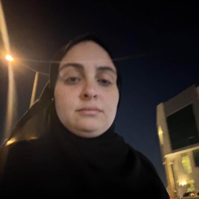 وظيفة جليسة أطفال في الرياض: Menna