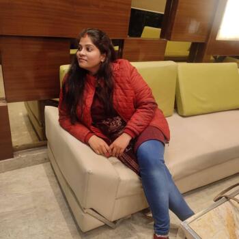 लखनऊ में बेबीसिटिंग की नौकरी: बेबीसिटिंग से जुड़े काम Pooja
