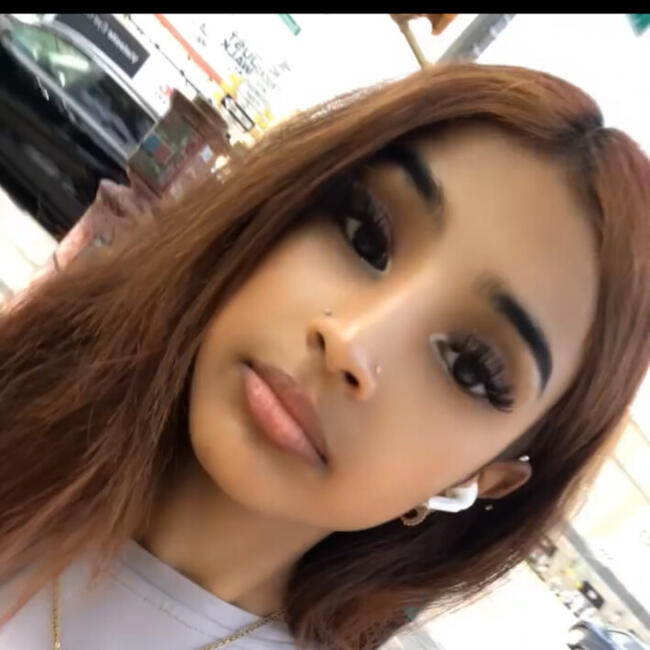 Babysitter in New York: Sara