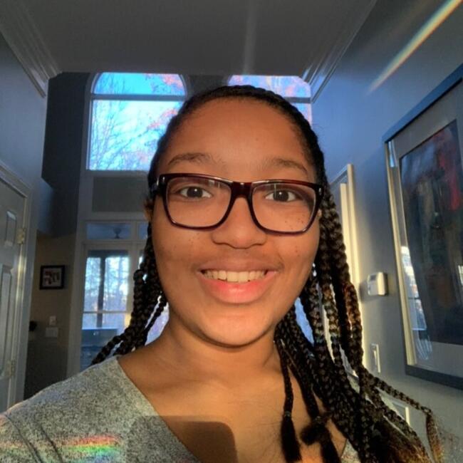 Babysitter in Charlotte: Taylor