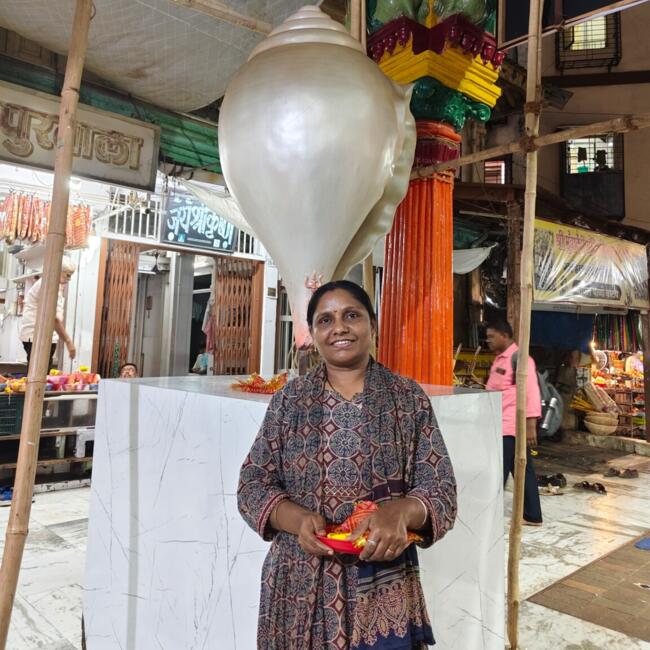 Babysitter in Thāne: Usha