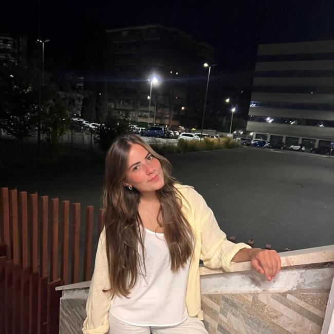 Babysitter em Aldeia Galega da Merceana: Maria Inês