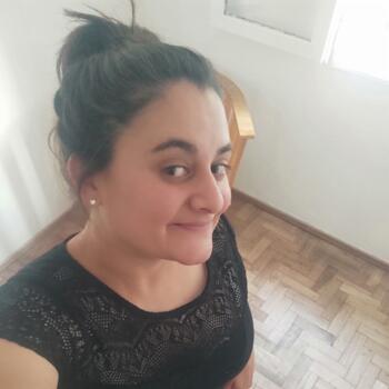 Niñera en La Plata: Flor