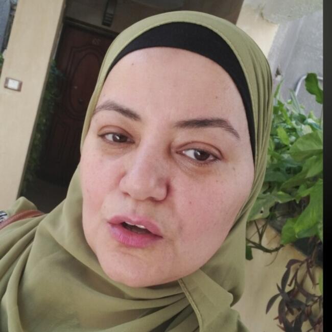 Babysitter in Cairo: Lamyaa