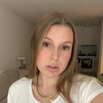 Babysitter in Luxembourg: Eva