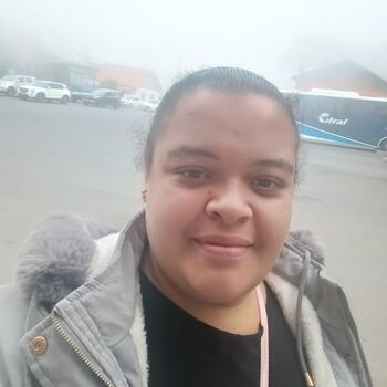 Babysitter in Porto Alegre: Isadora Rosa