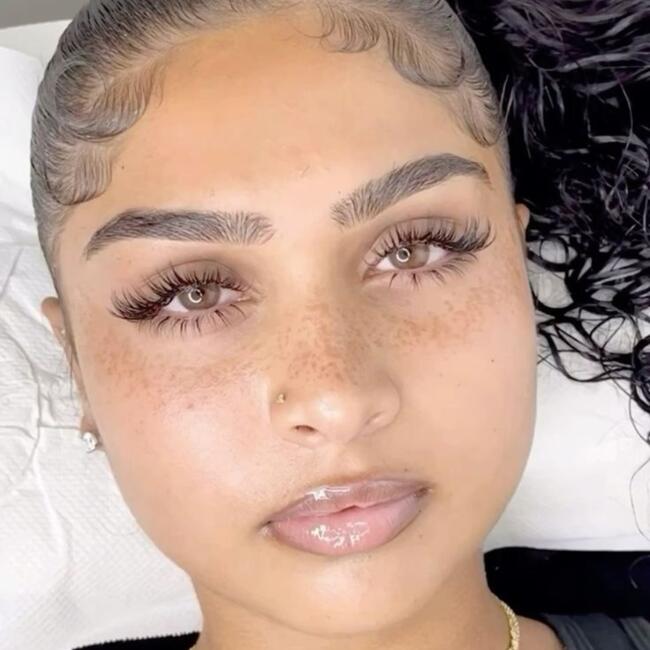 Babysitter in São José dos Campos: Andréia