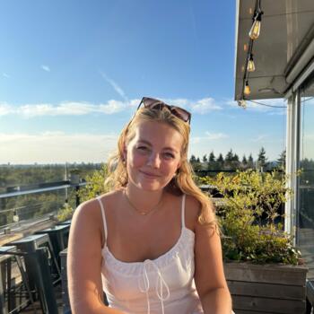 Babysitter in Halle: Stephanie