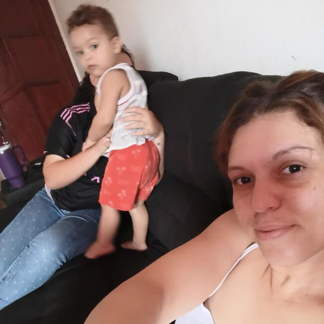 Babysitter in Pedro Leopoldo: Debora