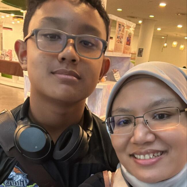 Babysitting job in Singapore Island: Siti Marsitah