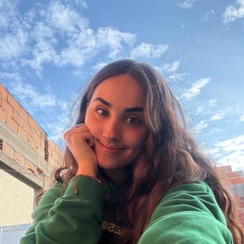 Babysitter in La Plata: Agustina