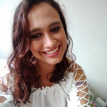 Babysitter Vila Velha: Kayssi Michaelli