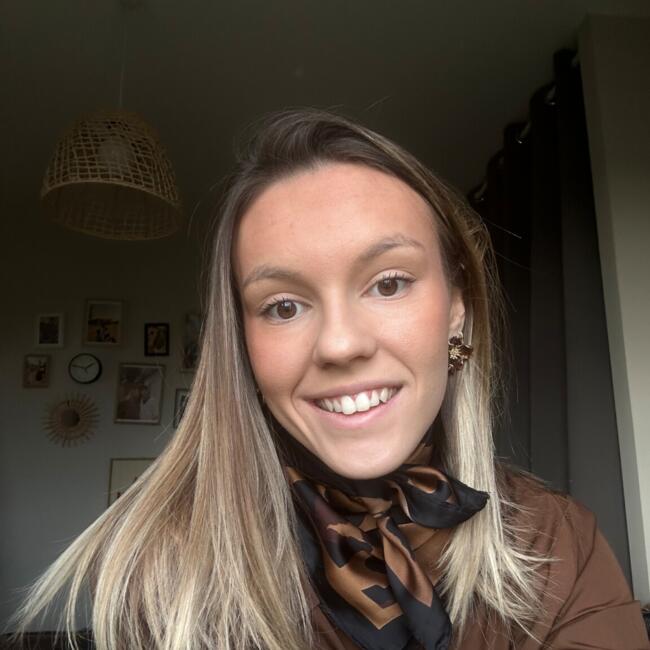 Babysitter in Vannes: Jade