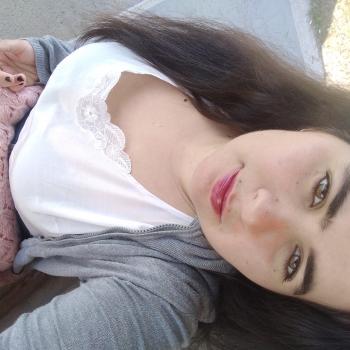 Babysitter in Canelones: Julia Jacqueline