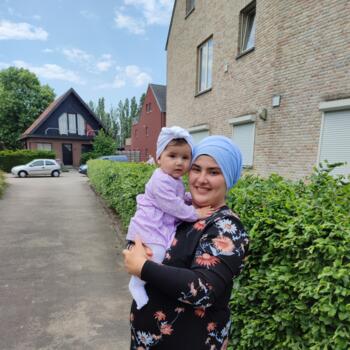 Oppas in Dordrecht: Esma