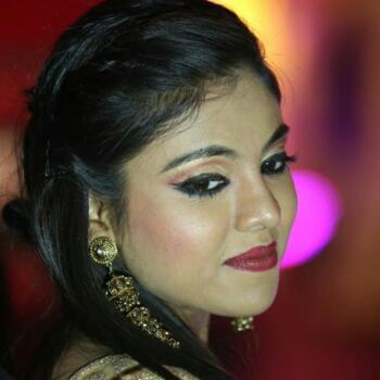 Babysitter Milton: Vishakha