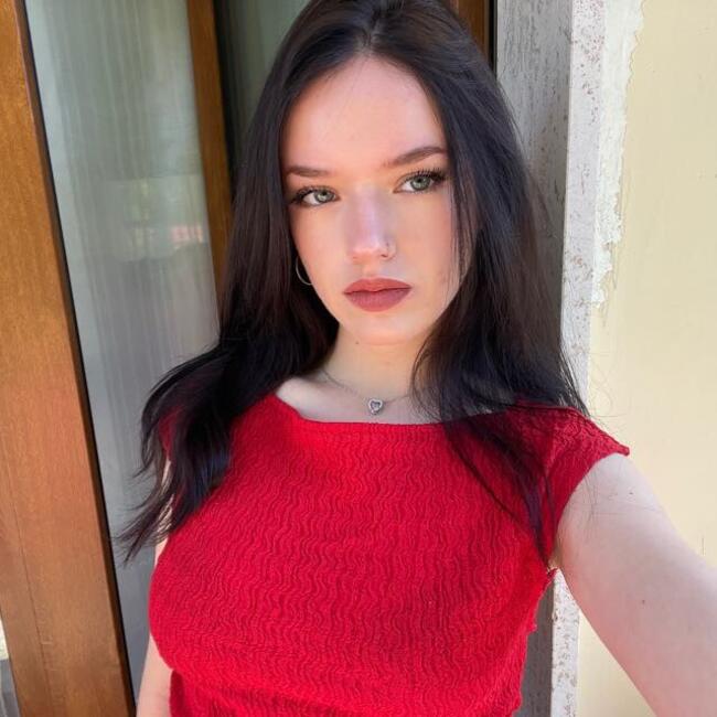 Babysitter in Canale: Anna