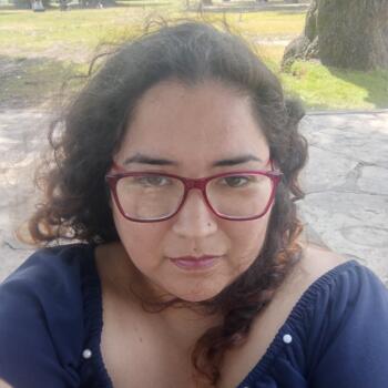 Babysitter González Catán: Alicia