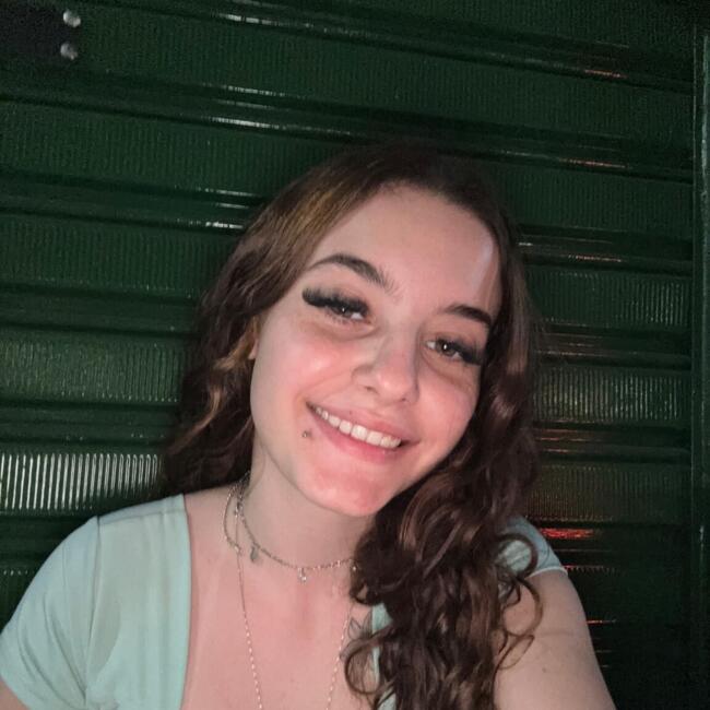 Babysitter in Juiz de Fora: Maria Clara