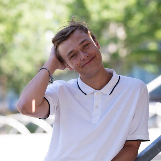 Babysitter in Bourg-en-Bresse: Alexandre